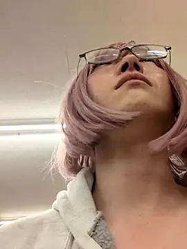 takusaki223 online show from February 15, 2026, 2:56 am