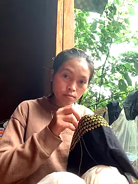 Halyy xx online show from September 27, 2025, 2:28 am