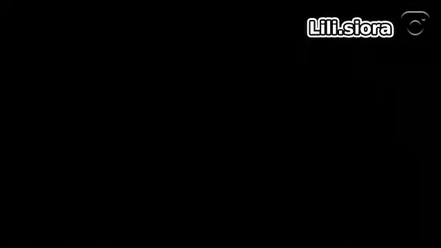 Snapshot of Peachxlush chatting on June 17, 2026, 7:24 pm Peachxlush online show from June 17, 2026, 7:24 pm