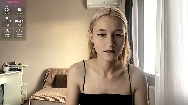 TwinedPeril online show from October 31, 2025, 7:16 am