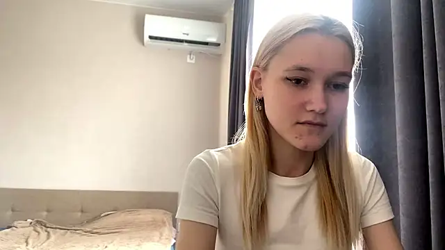 TwinedPeril online show from October 24, 2025, 7:07 am