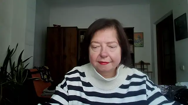 Violet Pulse online show from October 4, 2025, 9:00 am