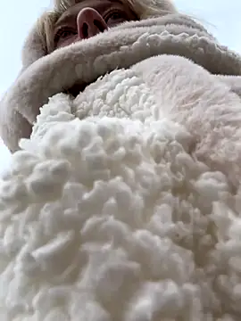 RonnieKiss online show from November 5, 2025, 7:00 am