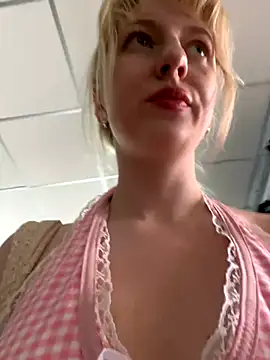 RonnieKiss online show from November 23, 2025, 6:56 am