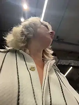 RonnieKiss online show from March 28, 2026, 12:50 pm