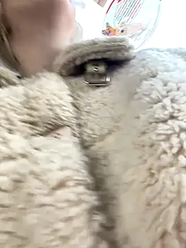 RonnieKiss online show from October 23, 2025, 2:54 am