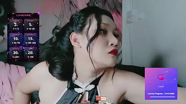 Lalacream12 online show from November 18, 2025, 4:05 am