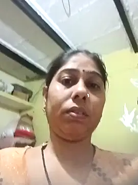 Cute-Charvii online show from April 2, 2026, 1:24 am