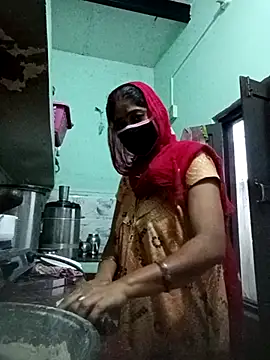 Cute-Charvii online show from April 27, 2026, 12:41 am