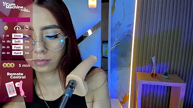 mia tf online show from November 26, 2025, 1:44 pm