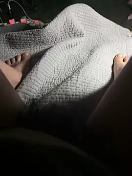 koreantinydick online show from November 17, 2025, 3:38 pm