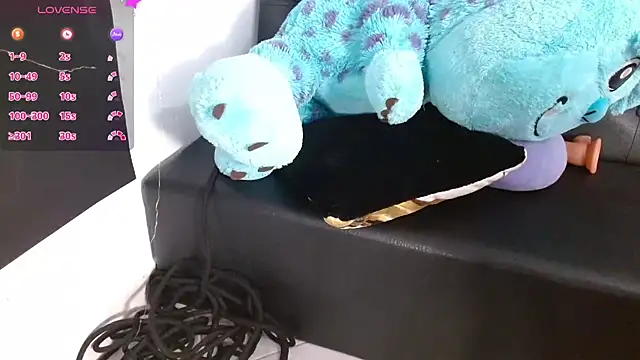 Snapshot of rossetta1 chatting on October 13, 2025, 5:58 pm rossetta1 online show from October 13, 2025, 5:58 pm