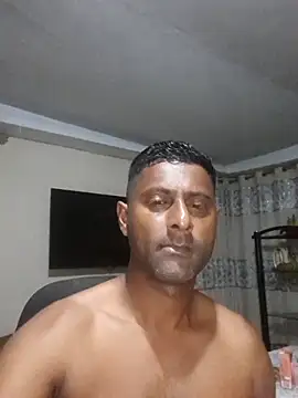 kingVibeX online show from November 18, 2025, 9:07 pm