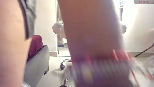 peyton  wat online show from October 13, 2025, 11:56 am