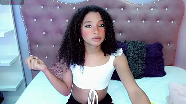 Snapshot of _IsabellaRousse chatting on November 26, 2025, 2:28 pm IsabellaRousse online show from November 26, 2025, 2:28 pm