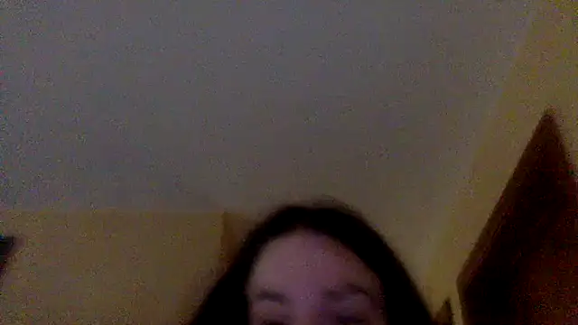 bigbutttmilf online show from October 24, 2025, 1:32 pm