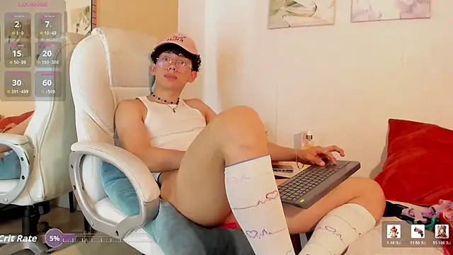 liam twiink online show from March 22, 2026, 7:21 am