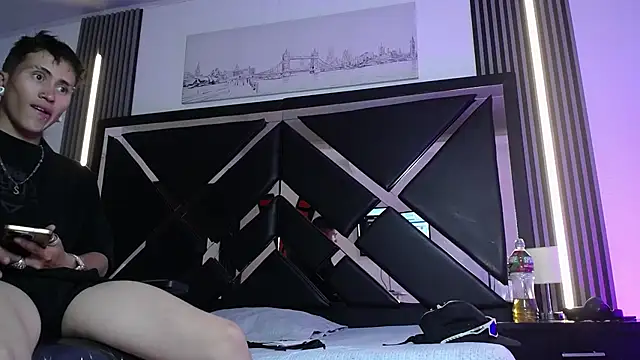 oblivionlove online show from October 7, 2025, 8:10 pm