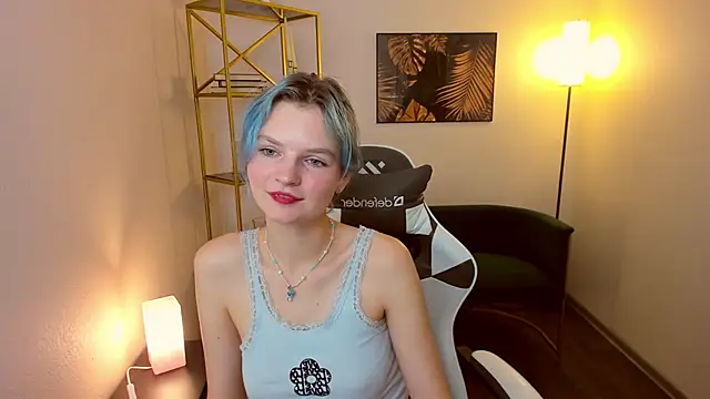 Snapshot of Lika_Sky chatting on October 9, 2025, 11:00 am Lika Sky online show from October 9, 2025, 11:00 am