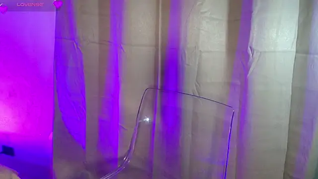 Missdionne curly online show from February 13, 2026, 11:21 am