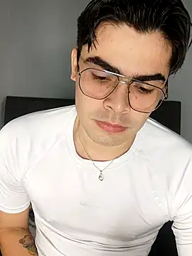 Mason grey online show from November 9, 2025, 10:14 pm