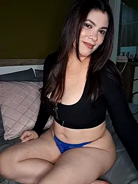 Snapshot of Meli28_ chatting on November 10, 2025, 3:44 am Meli28 online show from November 10, 2025, 3:44 am