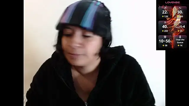 Acelinrose online show from October 6, 2025, 11:49 pm