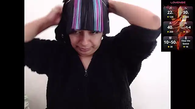 Acelinrose online show from October 12, 2025, 3:13 pm