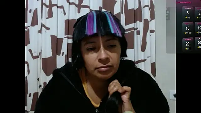 Snapshot of Acelinrose chatting on July 16, 2026, 1:57 am Acelinrose online show from July 16, 2026, 1:57 am