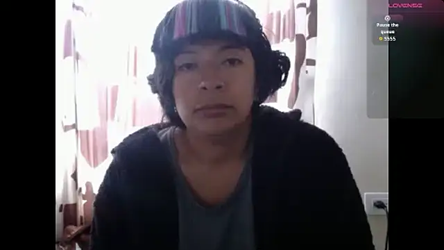 Snapshot of Acelinrose chatting on June 21, 2026, 12:55 pm Acelinrose online show from June 21, 2026, 12:55 pm