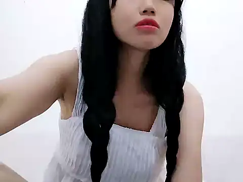 Loveyou202 online show from May 13, 2026, 8:54 am