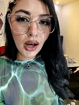 ValeNiitaLuv online show from January 15, 2026, 6:06 am