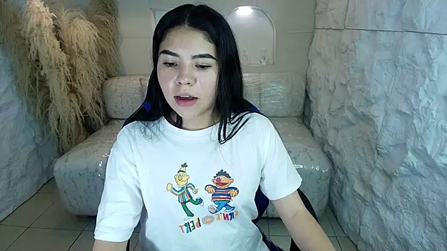 ambarina r online show from September 26, 2025, 3:13 am