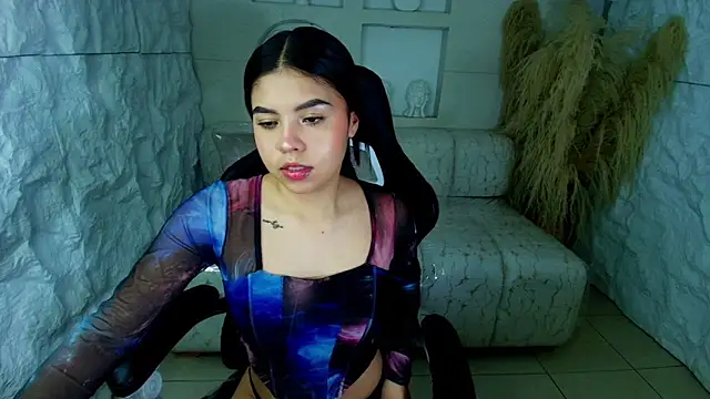 ambarina r online show from October 7, 2025, 3:07 am