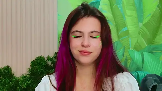 Akira Halls online show from December 21, 2025, 8:31 pm