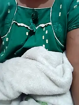 TeluguCuplehyd online show from October 3, 2025, 8:16 am