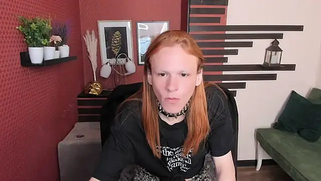 ChloeValentinee online show from September 30, 2025, 9:26 am