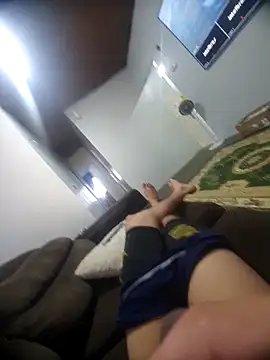 Snapshot of douglasdesouza22 chatting on December 2, 2025, 8:43 pm douglasdesouza22 online show from December 2, 2025, 8:43 pm