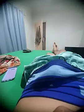 Snapshot of douglasdesouza22 chatting on September 24, 2025, 5:14 am douglasdesouza22 online show from September 24, 2025, 5:14 am