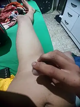 Snapshot of douglasdesouza22 chatting on October 17, 2025, 10:55 pm douglasdesouza22 online show from October 17, 2025, 10:55 pm