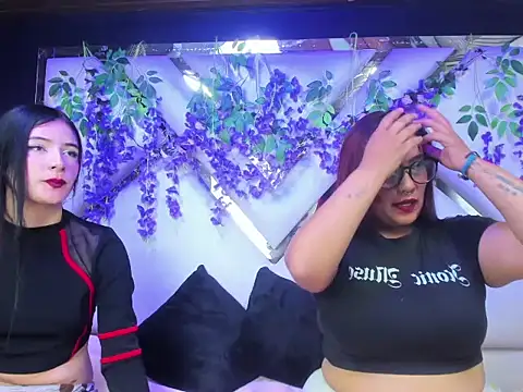 Snapshot of CarlaWhatson18 chatting on November 24, 2025, 4:51 pm CarlaWhatson18 online show from November 24, 2025, 4:51 pm