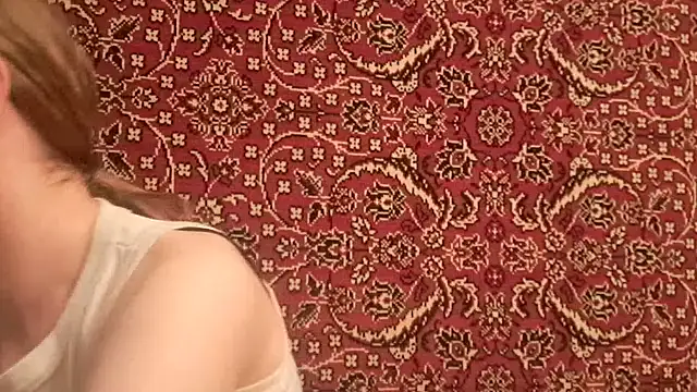 ivetabloom online show from September 28, 2025, 4:14 pm