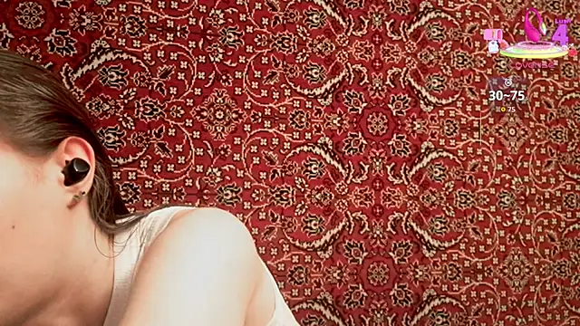 ivetabloom online show from October 10, 2025, 5:03 pm