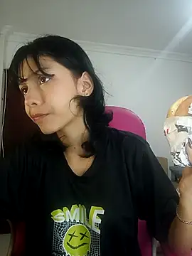 Snapshot of xoxo_milk chatting on November 7, 2025, 7:51 pm xoxo milk online show from November 7, 2025, 7:51 pm