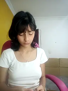 Snapshot of xoxo_milk chatting on September 30, 2025, 4:35 pm xoxo milk online show from September 30, 2025, 4:35 pm