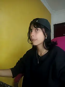 Snapshot of xoxo_milk chatting on October 14, 2025, 3:56 pm xoxo milk online show from October 14, 2025, 3:56 pm