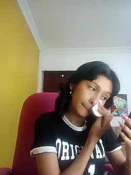 Snapshot of xoxo_milk chatting on October 18, 2025, 4:09 pm xoxo milk online show from October 18, 2025, 4:09 pm