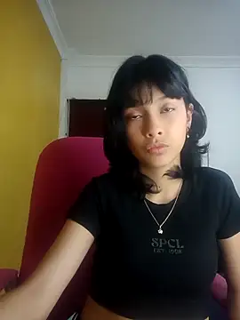 Snapshot of xoxo_milk chatting on October 20, 2025, 5:35 pm xoxo milk online show from October 20, 2025, 5:35 pm