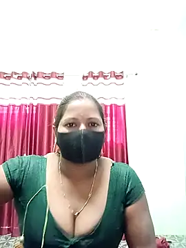 School medam online show from November 11, 2025, 4:51 am