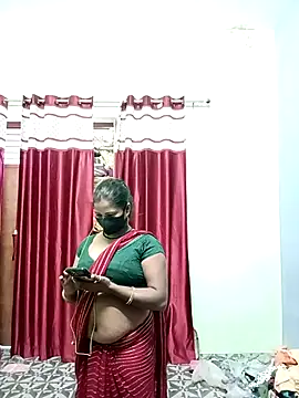 School medam online show from October 28, 2025, 11:20 am